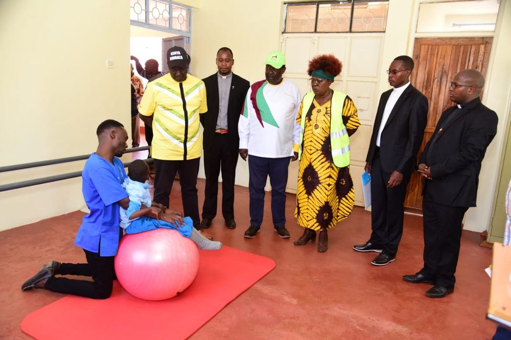 The Deputy President visits the Don Orione Centre at Kaburugi