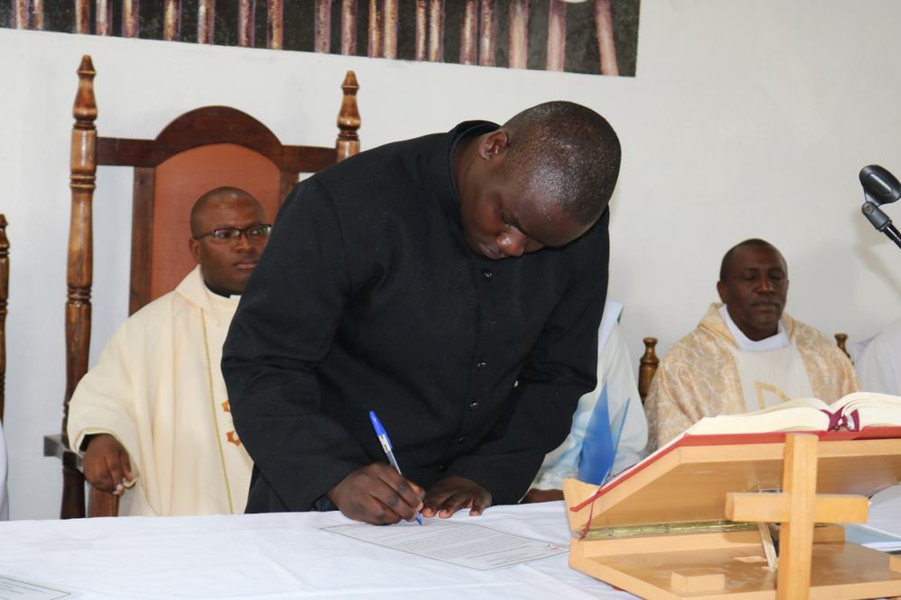 Three novices make their first profession at Gaitu