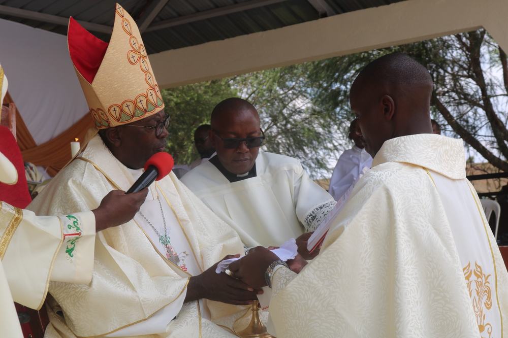 Fr. Peter Karanja ordained priest in his home parish