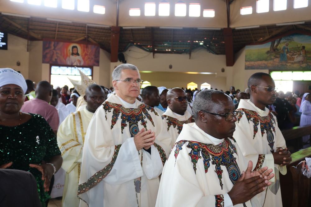 Three new priests for the new Delegation