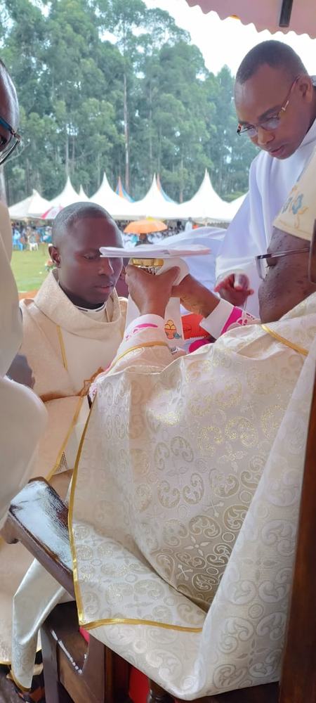 Fr. Evans Ombongi ordained in Kisii — the nineteenth Kenyan priest