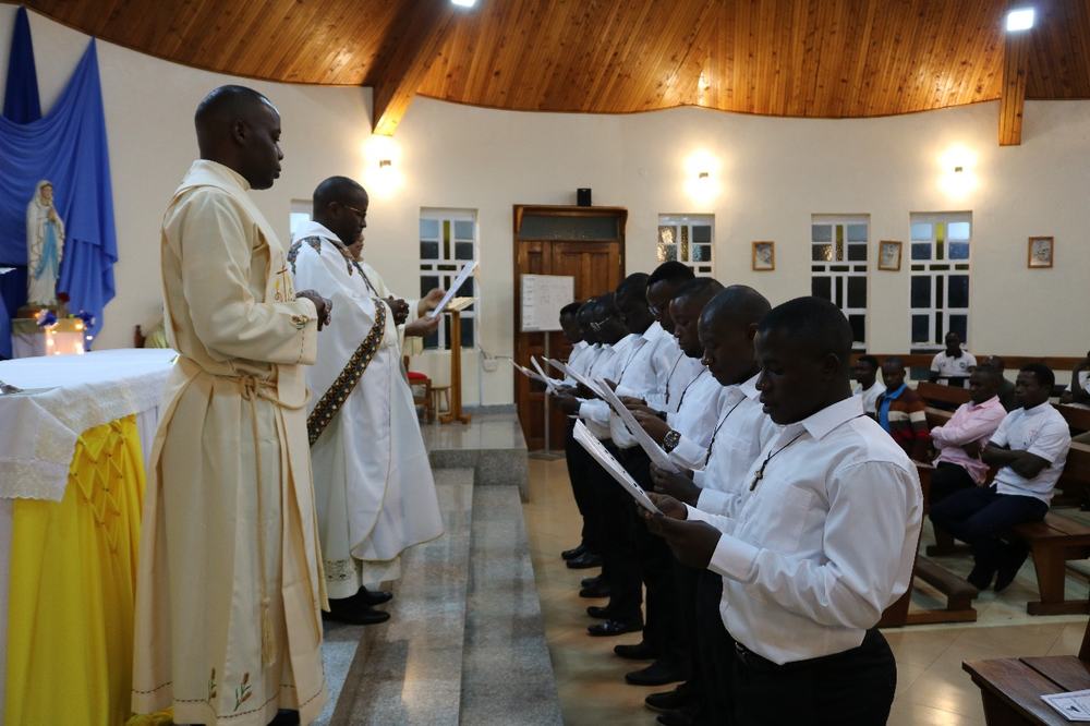 Eight aspirants begin postulancy on the Solemnity of Our Lady of Divine Providence