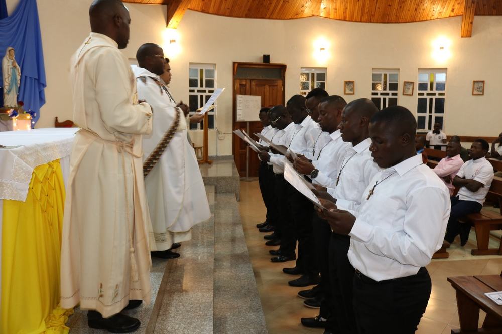 Eight aspirants begin postulancy on the Solemnity of Our Lady of Divine Providence