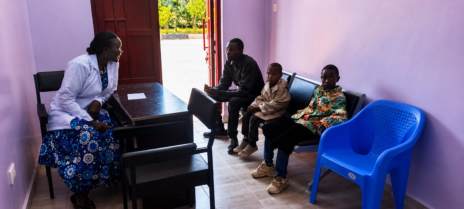 Registration area of the Orione Dispensary, Sholinke
